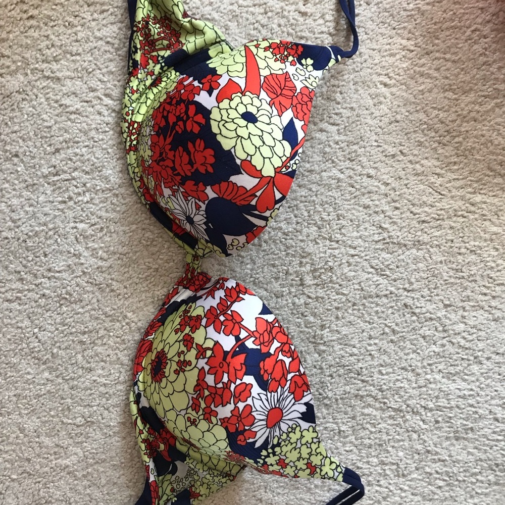 Victoria’s Secret very sexy push-up